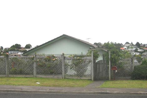 Photo of property in 79 Athena Drive, Totara Vale, Auckland, 0629