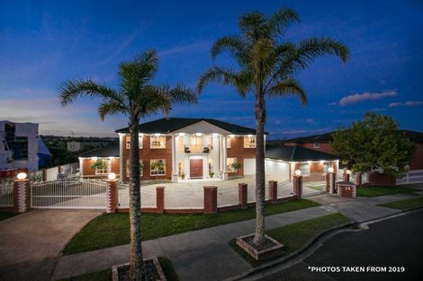 Photo of property in 18 Mansion Court, West Harbour, Auckland, 0618