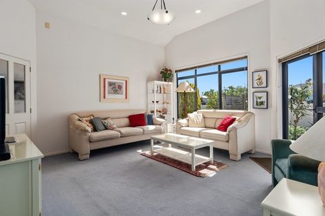 Photo of property in 480a Devonport Road, Tauranga South, Tauranga, 3112