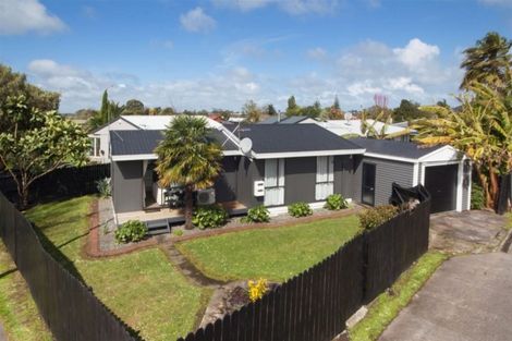 Photo of property in 1/444 Swanson Road, Ranui, Auckland, 0612