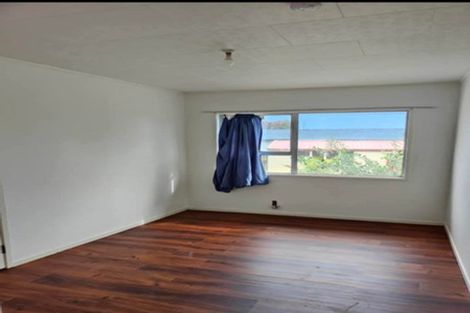 Photo of property in 15 Bundena Place, Clendon Park, Auckland, 2103