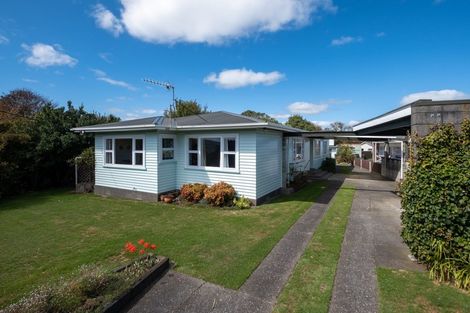 Photo of property in 38 Tawhiti Road, Hawera, 4610