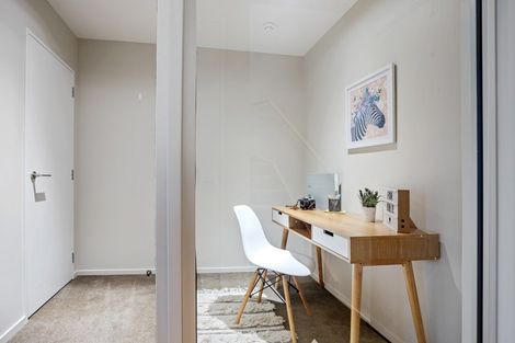 Photo of property in Patent 326 Apartments, 326 Evans Bay Parade, Hataitai, Wellington, 6021