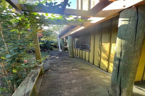 Photo of property in 313 Don Buck Road, Massey, Auckland, 0614