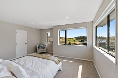 Photo of property in 1 Parkview Drive, Gulf Harbour, Whangaparaoa, 0930