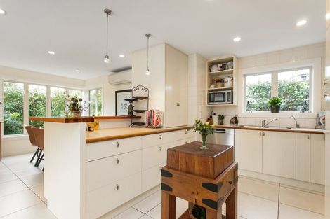 Photo of property in 9a Te Kura Street, Fendalton, Christchurch, 8014