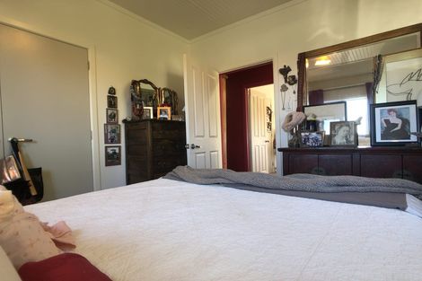 Photo of property in 19 Bengston Street, Eketahuna, 4900