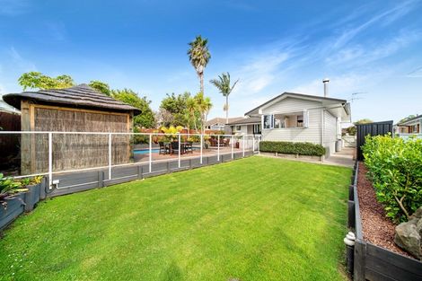 Photo of property in 11 The Anchorage, Sunnyhills, Auckland, 2010