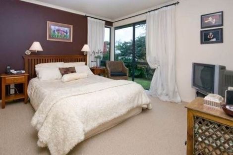 Photo of property in 9a Grassways Avenue, Pakuranga, Auckland, 2010