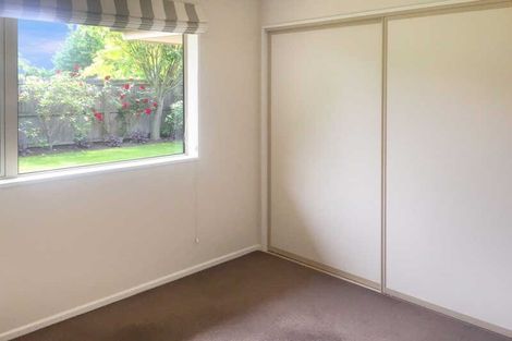 Photo of property in 12 Coolspring Way, Redwood, Christchurch, 8051