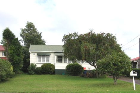 Photo of property in 33b Colwill Road, Massey, Auckland, 0614