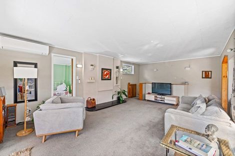 Photo of property in 35 Duck Creek Road, Stillwater, Silverdale, 0993