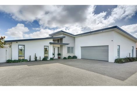 Photo of property in 27 Sovereign Boulevard, Kaiapoi, 7630