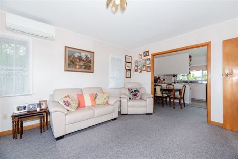 Photo of property in 676 Te Atatu Road, Te Atatu Peninsula, Auckland, 0610