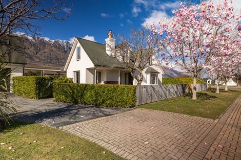 Photo of property in 34 Copper Beech Avenue, Frankton, Queenstown, 9300