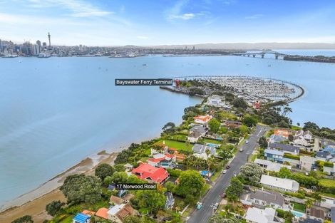 Photo of property in 17 Norwood Road, Bayswater, Auckland, 0622