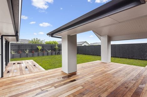 Photo of property in 99 The Drive, Paraparaumu Beach, Paraparaumu, 5032