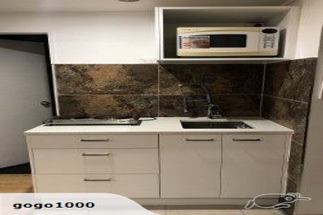 Photo of property in 21 Oaktree Avenue, Browns Bay, Auckland, 0630