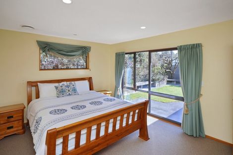 Photo of property in 2/82 Middleton Road, Upper Riccarton, Christchurch, 8041