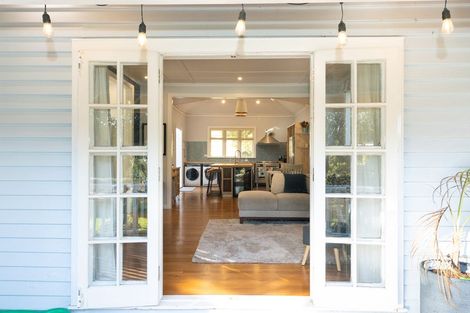 Photo of property in 265 Muritai Road, Eastbourne, Lower Hutt, 5013