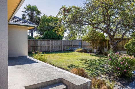 Photo of property in 1/5 Hare Street, Ilam, Christchurch, 8041