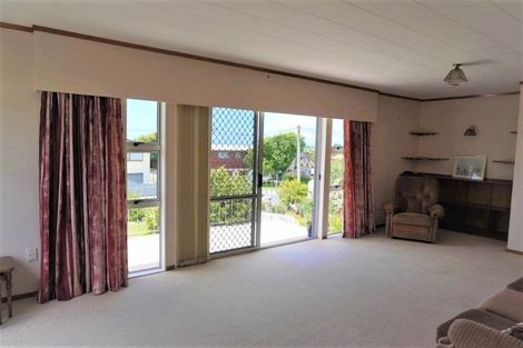 Photo of property in 12 Seaview Road, Ruakaka, 0116