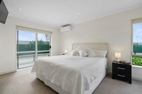 Photo of property in 16b Abergeldie Way, Cambridge, 3434