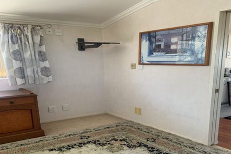 Photo of property in 26 San Bernadino Drive, Henderson, Auckland, 0612