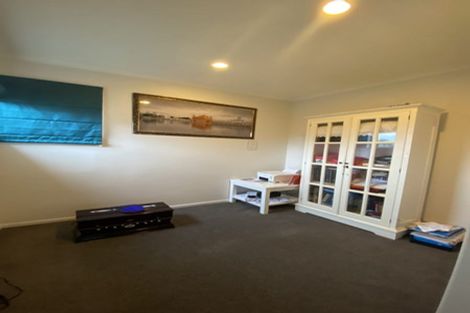 Photo of property in 40 Baverstock Road, Flat Bush, Auckland, 2016