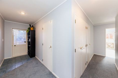 Photo of property in 43 Dalfield Place, Highbury, Palmerston North, 4412