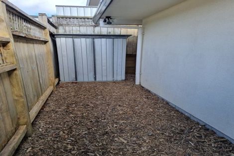 Photo of property in 1/7 Thurston Place, Bucklands Beach, Auckland, 2012