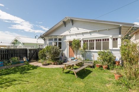 Photo of property in 1/129 Tipahi Street, Nelson South, Nelson, 7010