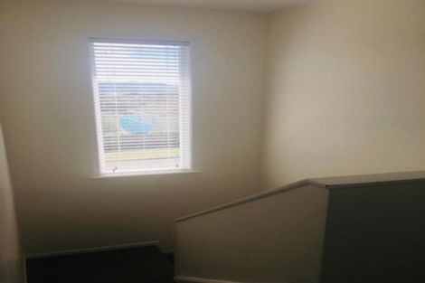 Photo of property in 1b Durham Street, Cannons Creek, Porirua, 5024