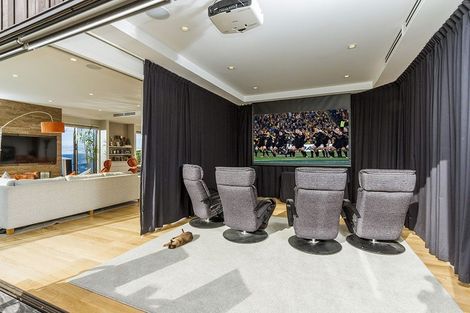 Photo of property in 5a Bournemouth Terrace, Murrays Bay, Auckland, 0630