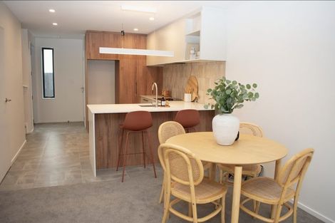 Photo of property in 4/133 Blighs Road, Strowan, Christchurch, 8052