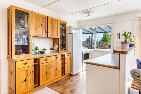 Photo of property in 49 Matuku Street, Two Mile Bay, Taupo, 3330