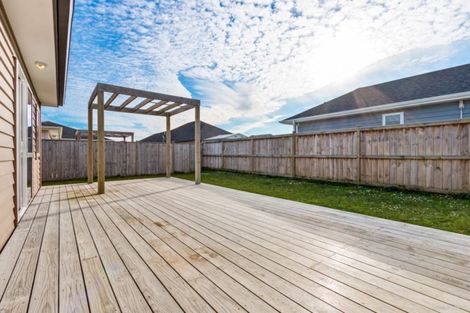 Photo of property in 6 Paso Fino Crescent, Karaka, Papakura, 2113