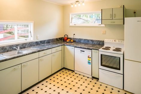 Photo of property in 11 Penryn Drive, Camborne, Porirua, 5026