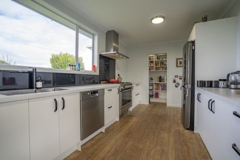 Photo of property in 65 Awarua Siding Road, Awarua, Invercargill, 9877