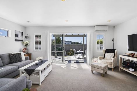 Photo of property in 2/9 Georgia Terrace, Albany, Auckland, 0632