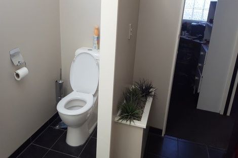 Photo of property in 10 Kilsyth Street, Karori, Wellington, 6012