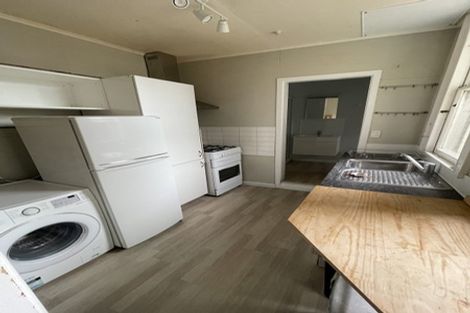 Photo of property in 28 Macdonald Crescent, Te Aro, Wellington, 6011