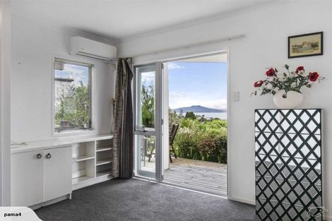 Photo of property in 3/1a Castor Bay Road, Castor Bay, Auckland, 0620