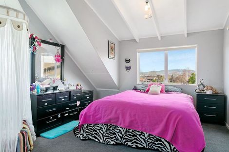 Photo of property in 2/27 Tobin Place, Richmond Heights, Taupo, 3330