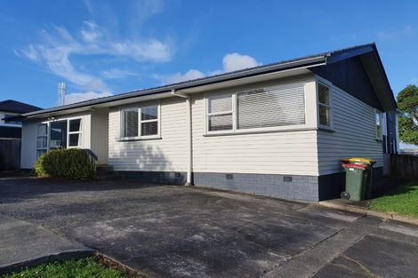 Photo of property in 5 Okataina Street, Pakuranga Heights, Auckland, 2010