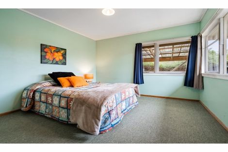 Photo of property in 330 Glengarry Road, Glen Eden, Auckland, 0602