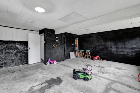 Photo of property in 180 Parklands Avenue, Bell Block, New Plymouth, 4312