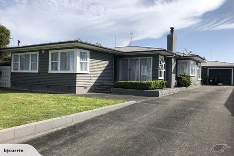 Photo of property in 16 Aspiring Avenue, Milson, Palmerston North, 4414