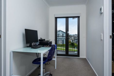 Photo of property in 88 Mackay Drive, Greenhithe, Auckland, 0632