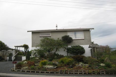 Photo of property in 1 Edinburgh Place, Balclutha, 9230